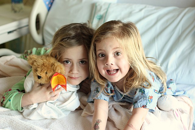 mi hermana fue diagnosticada (diagnosed) con diabetes