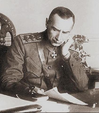 Whites gain new leader