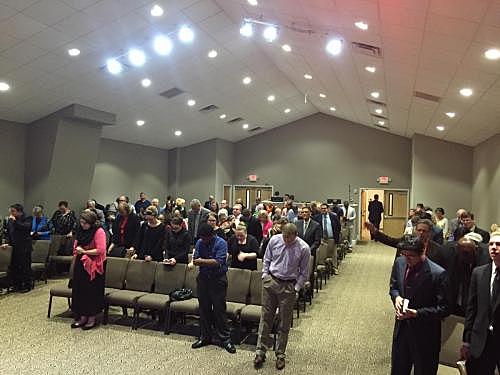 Mi familia y yo nosotros fuimos al iglesia de Vida Abundante. Es estába nuestro primer vez.