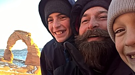 Timeline: Fui a Utah para esquiar en dos mil quince.