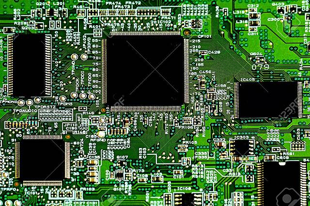 CIRCUITOS IMPRESOS O CHIPS