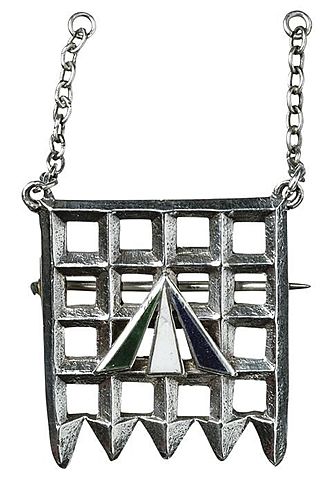 fue creado el broche holloway