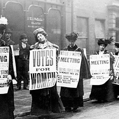 Timeline: 1- LAS SUFRAGISTAS: HISTORIA DE LA LUCHA POR EL DERECHO AL VOTO DE LAS MUJERES-Uxue Zugasti