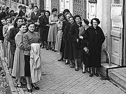 Primeros jurados femeninos