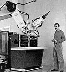 Primeros robots industriales