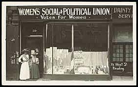 Creación de Woman's Social and Political Union