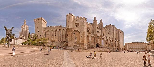Papado en Aviñón.