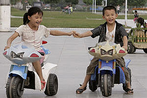 -	Twee kind politiek