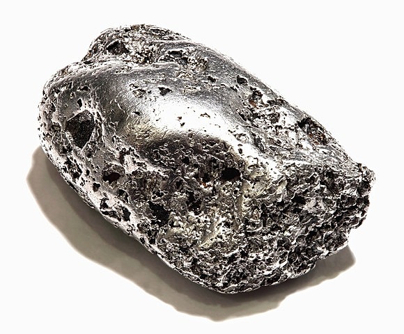 Platino considerado como metal