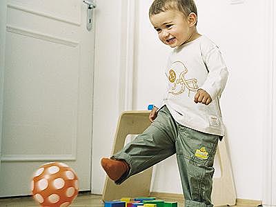 CUANDO LO NIÑOS EMPIEZAN A HABLAR, SU MUNDO INTERIOR SE HACE VISIBLE, COMO RAZONAN, RESUELVEN PROBLEMAS Y PLANEAN ACCIONES
