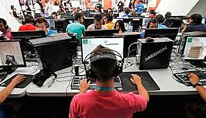 PERSONAS CONECTADAS A LA RED