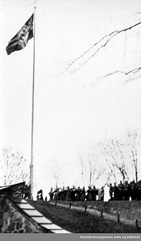 Norge kapitulerer overfor Tyskland