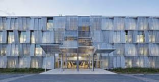 L' Arca International