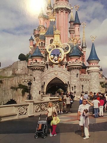 DISNEYLAND PARIS