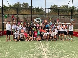 COMENÇO A JUGAR A PÀDEL