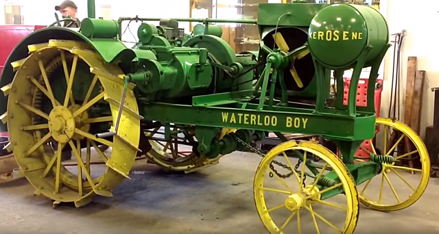 JOHN DEERE 1912 WATERLOO BOY
