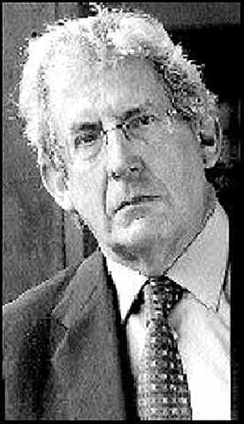"los neurotransmisores y neuromoduladores conocidos, Dopamina, Serotonina, GAB A, etc. se han propuesto en uno u otro momento como la causa de la esquizofrenia, una causa que se desvanece en cuanto se impone una nueva moda en la industria farmacéutica..."