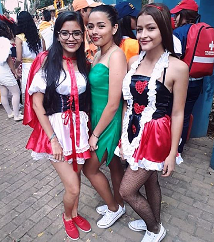 Semana cultural del colegio Nieves cortés