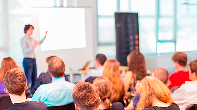 Modelo intelectual y modelo laboral y profesional