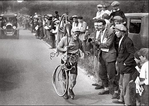 Primera carrera de las tres disciplinas