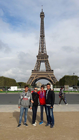 Disneyland París and París