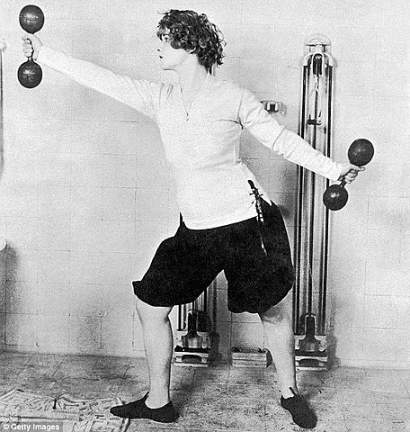 Women in Weight Lifting
