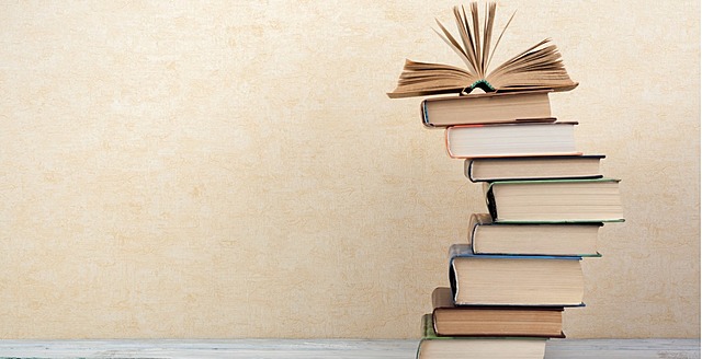 Atualmente a palavra escrita vive momentos de crise. A quem profetiza o desaparecimento do livro.