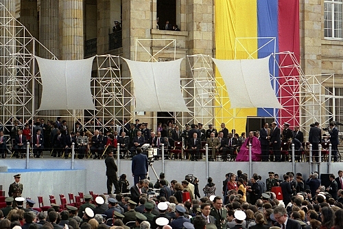 ERNESTO SAMPER TOMA POSESION