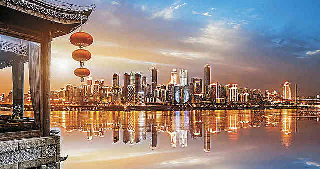 se acuña el termino de ''socialismo de mercado'' 1990-nuestros dias