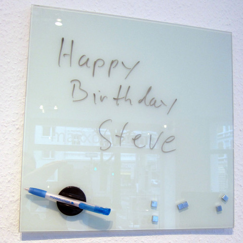 Steven Paul Jobs was born