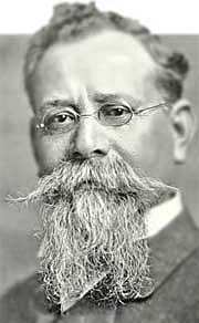 Venistiano Carranza firma la COM