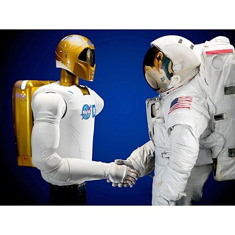 primer robot humanoide utilizado como astronauta