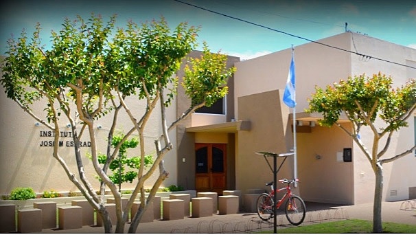 EM | Instituto José Manuel Estrada