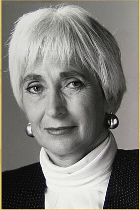 First woman president of Phoenix College