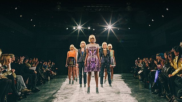 CUTECIRCUIT SE PRESENTA SEGÚN LO PROGRAMADO EN LA SEMANA DE LA MODA DE NUEVA YORK