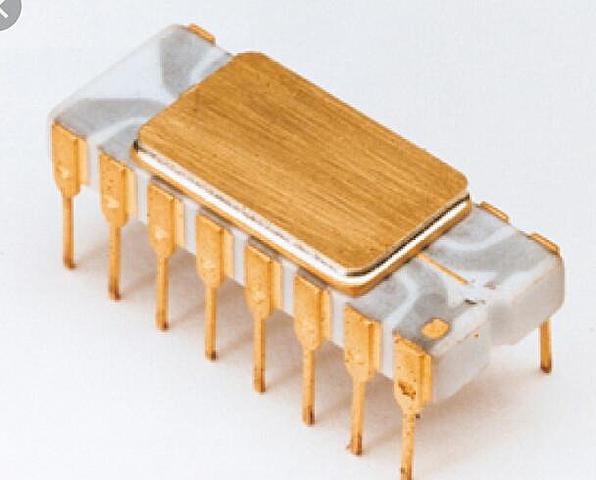 la naissance du premier microprocesseur