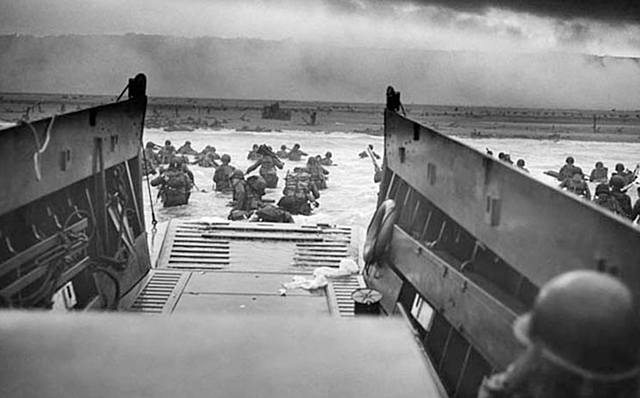 DESEMBARCAMENT DE NORMANDIA, Robert F. Sargent