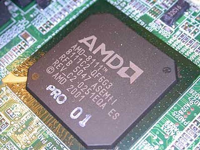 AMD-8111 HyperTransport I/O Hub