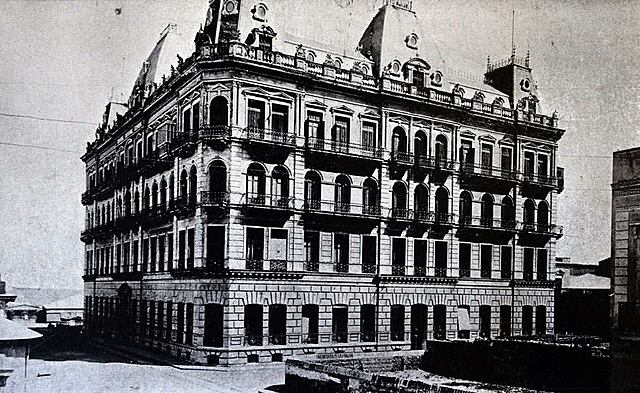 1895