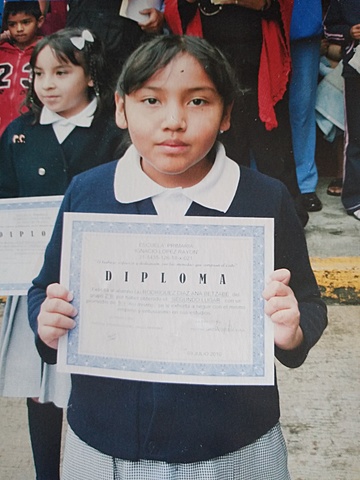 Ana changes school. (kindergarden to elementary school)