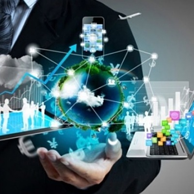 Timeline: A Evolução dos Artefatos Tecnológicos na Educação