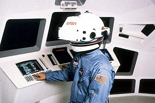 VIVED (Virtual Visual Environment Display System)