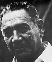 Gabriel García Márquez regresa con su padre