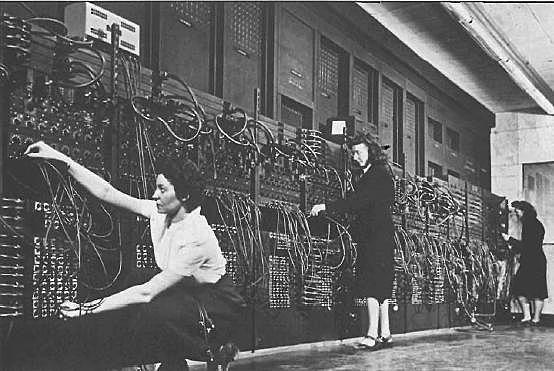 1943. Ordenador Digital Electrónico.