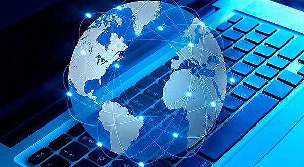 desarrollo del internet