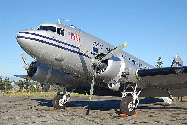 Douglas DC-3