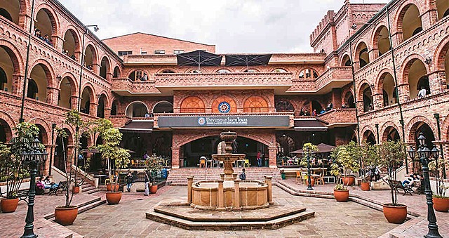 Universidad Santo Tomas (Colombia)