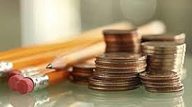 Timeline: Línea de tiempo economía educativa.