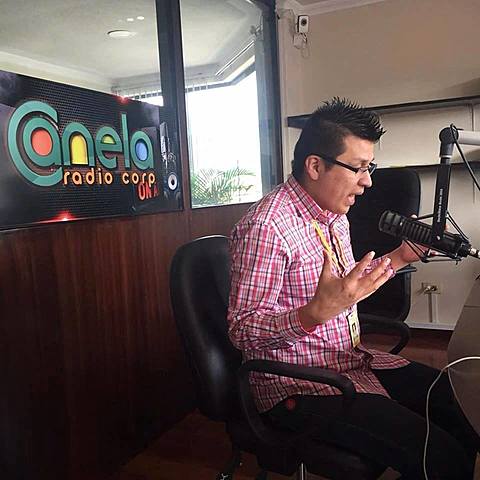 Empiezo a trabajar en Radio Canela