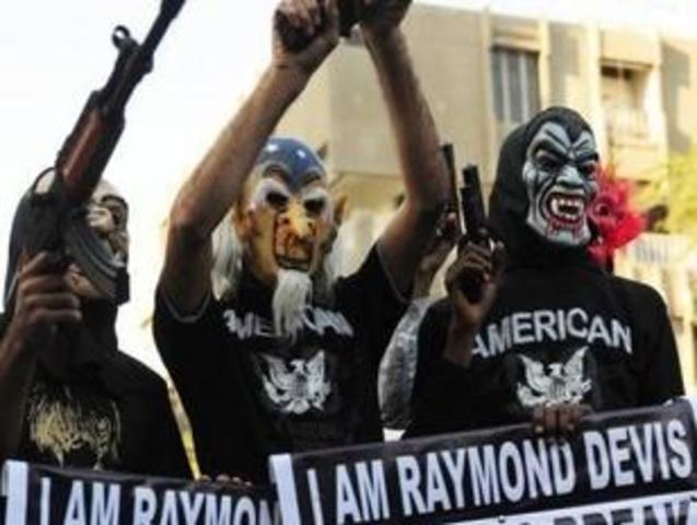 The Fenians begin attacking Canada